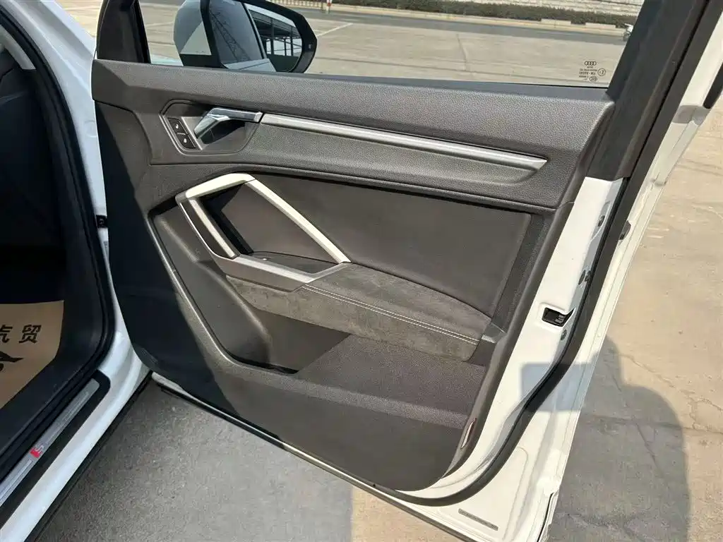 Audi Q3 2019 40 TFSI Fashion Dynamic фото 16