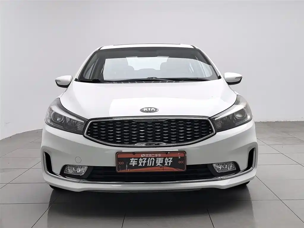 Kia K3 2017 1.6L Automatic 15th Anniversary Special GLS фото 3