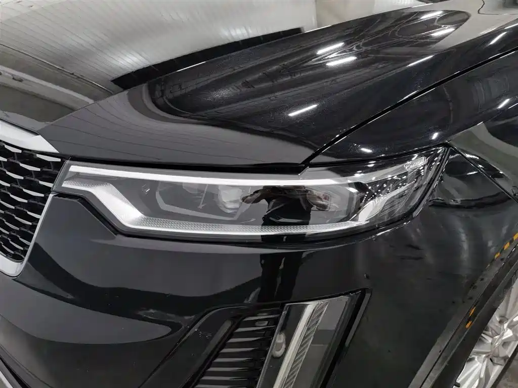 Cadillac XT6 2022 2.0T 6-Seater 4WD Luxury Edition фото 7
