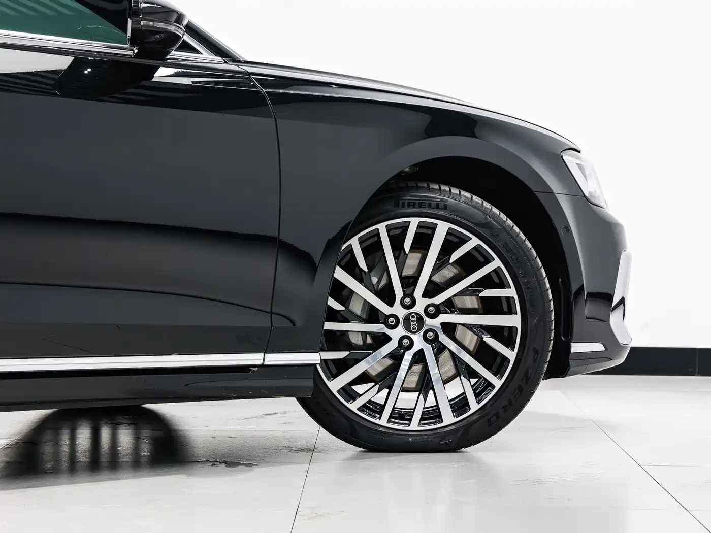 Audi A8 2025 2024 Model A8L 55 TFSI quattro Flagship