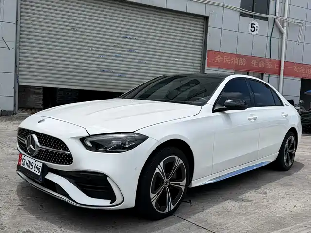 Mercedes-Benz C-Class 2021