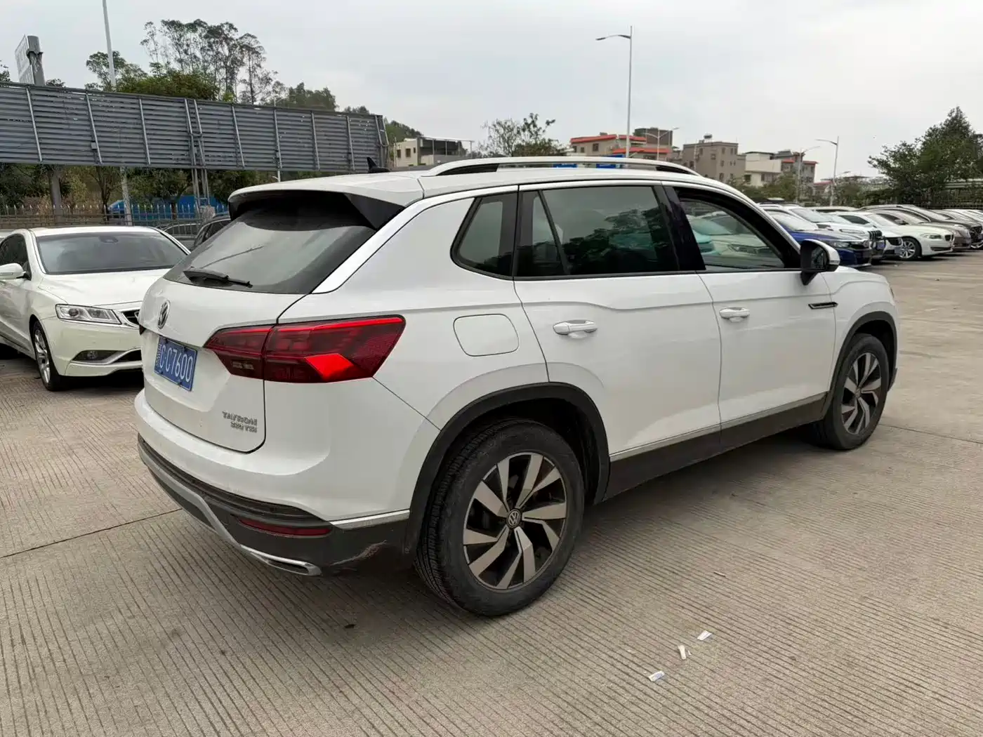 Volkswagen Tayron 2020 330TSI 2WD Luxury Smart Edition фото 15