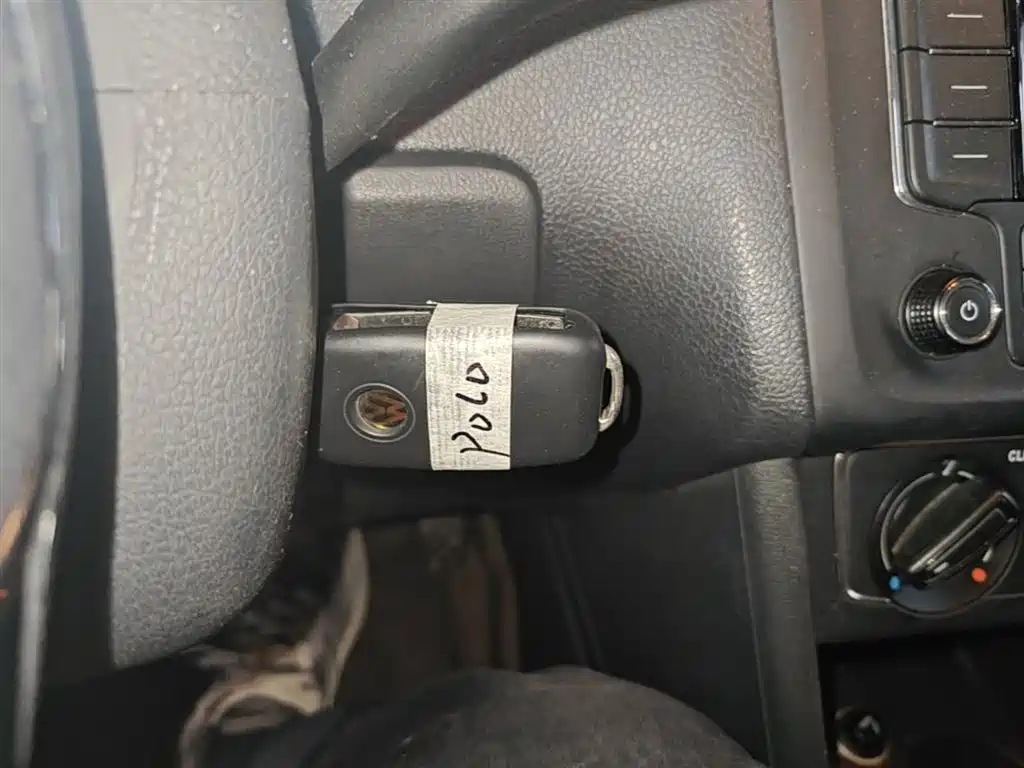 Volkswagen Polo 2016 1.6L Automatic Comfort фото 12