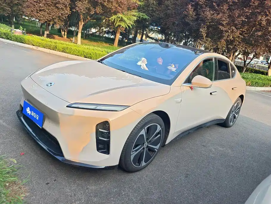 NIO ET5 2026 2025 Model Champion Commemorative Edition 75kWh