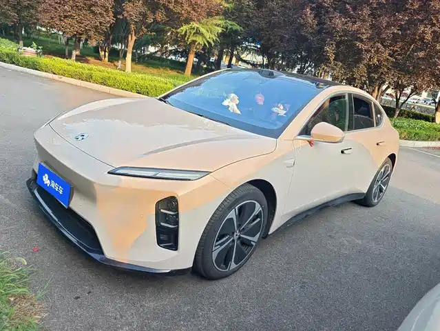 NIO NIO ET5 2025 Model Champion Commemorative Edition 75kWh