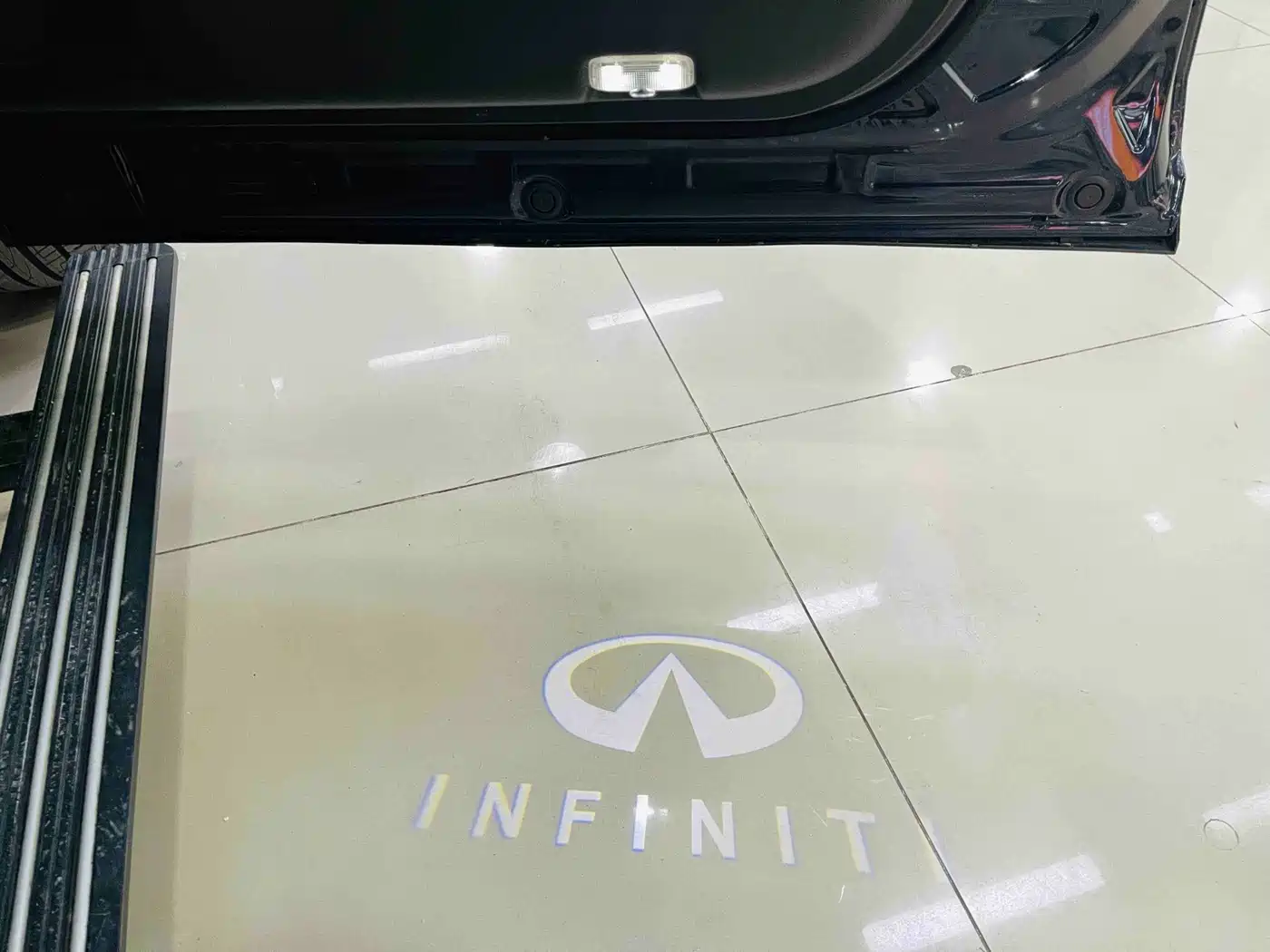 Infiniti QX60 (Import) 2018 2016 2.5 S/C Hybrid 2WD Excellence (China V)