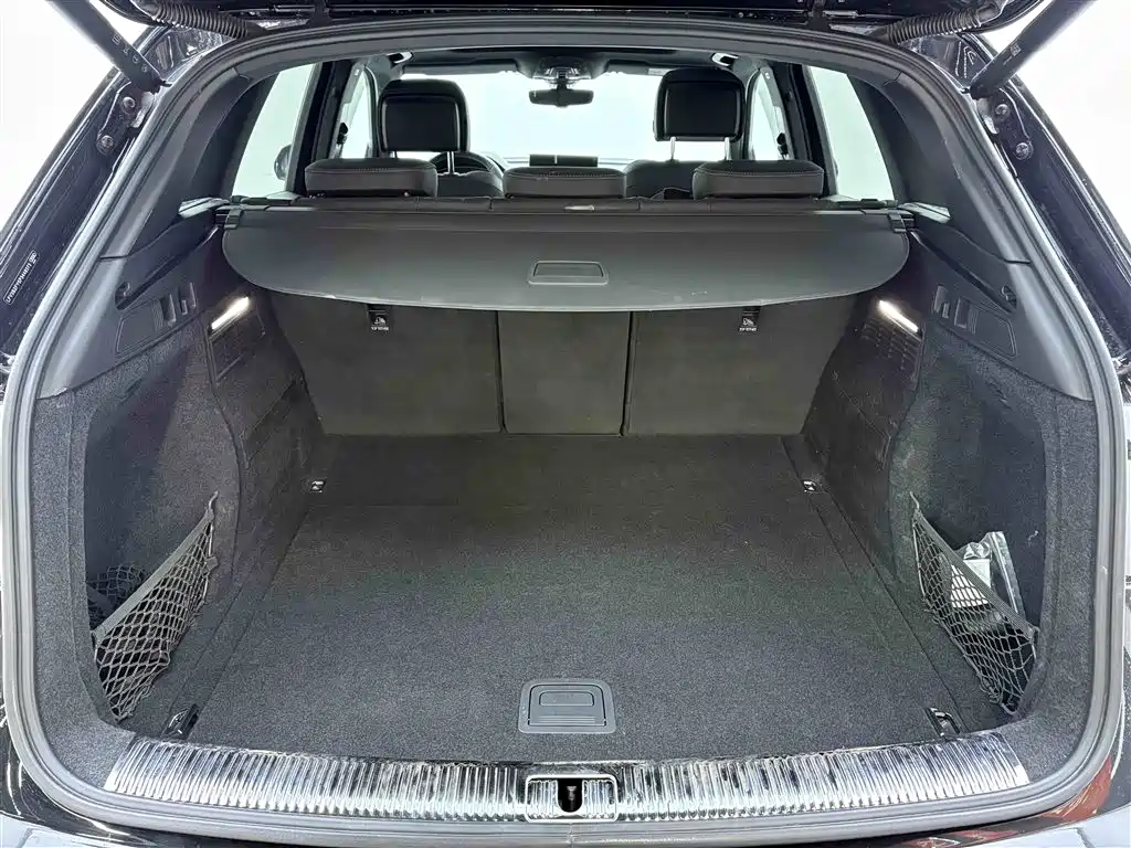 Audi Q5L 2024 Model 40 TFSI Luxury Dynamic фото 26