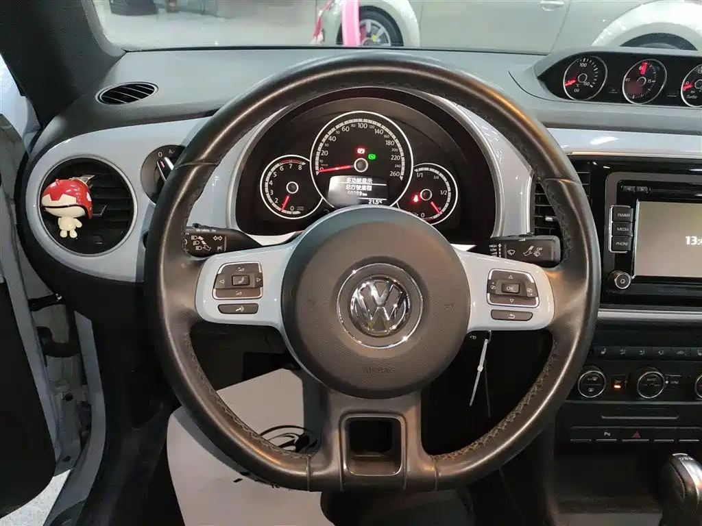 Volkswagen Beetle 2015 280TSI фото 7