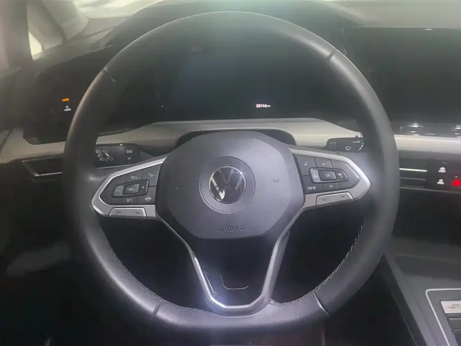 Volkswagen Golf 2021 280TSI DSG 30th Anniversary Edition фото 15