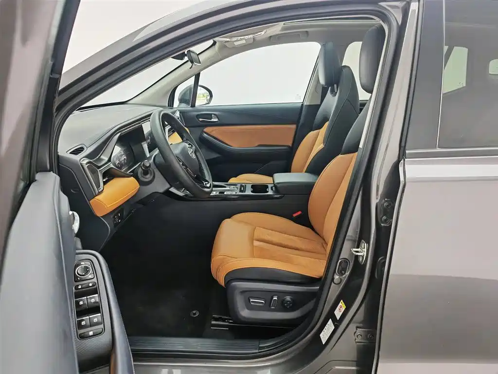 GAC Trumpchi Trumpchi GS4 2020 Model 270T Automatic Premium Edition фото 10