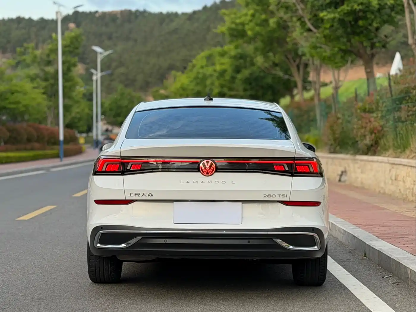 Volkswagen Lamando 2023 Lamando L 280TSI DSG Cool Edition фото 6