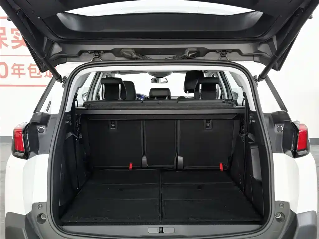 Peugeot 5008 2017 380THP 7-seat Luxury Edition фото 16