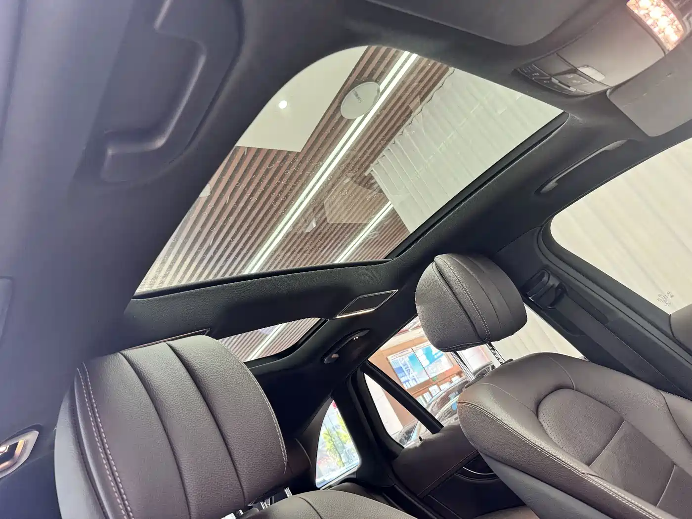 Mercedes-Benz GLC 2019 GLC 260 4MATIC Luxury фото 22