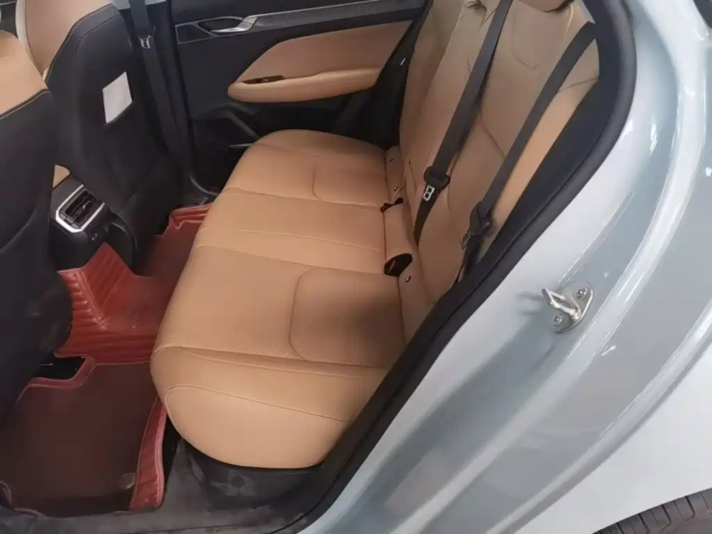 Geely Emgrand L HiP 2025 2024 Model Soaring Dragon Edition 1.5TD-DHT Pro 100KM Excellence Type