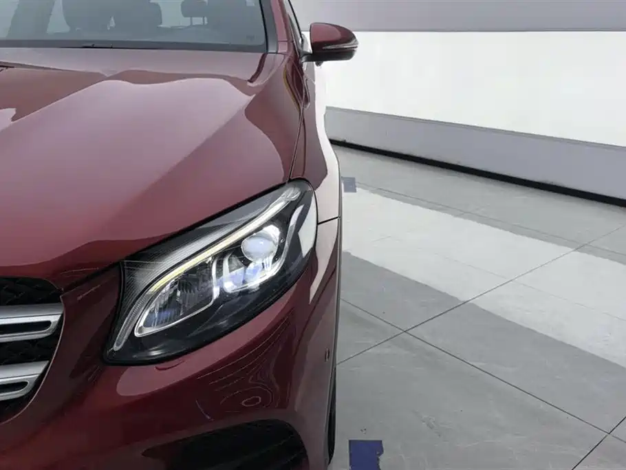Mercedes-Benz GLC 2018 GLC 260 4MATIC Dynamic фото 5