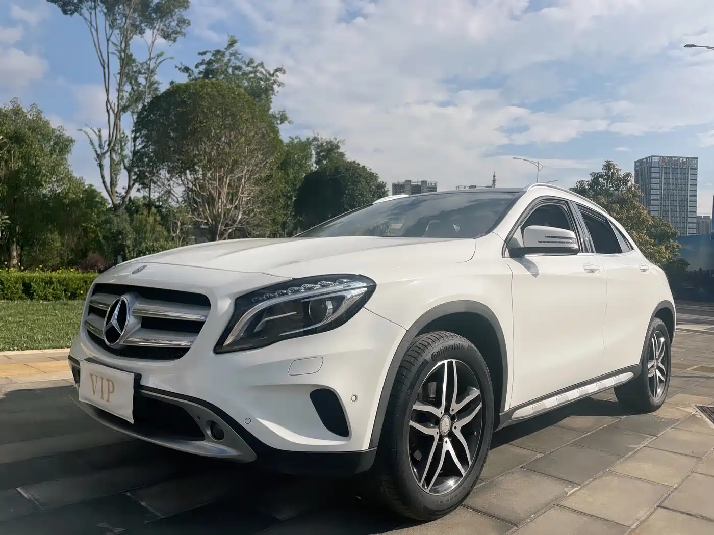 Mercedes-Benz GLA 2016 GLA 220 4MATIC Fashion