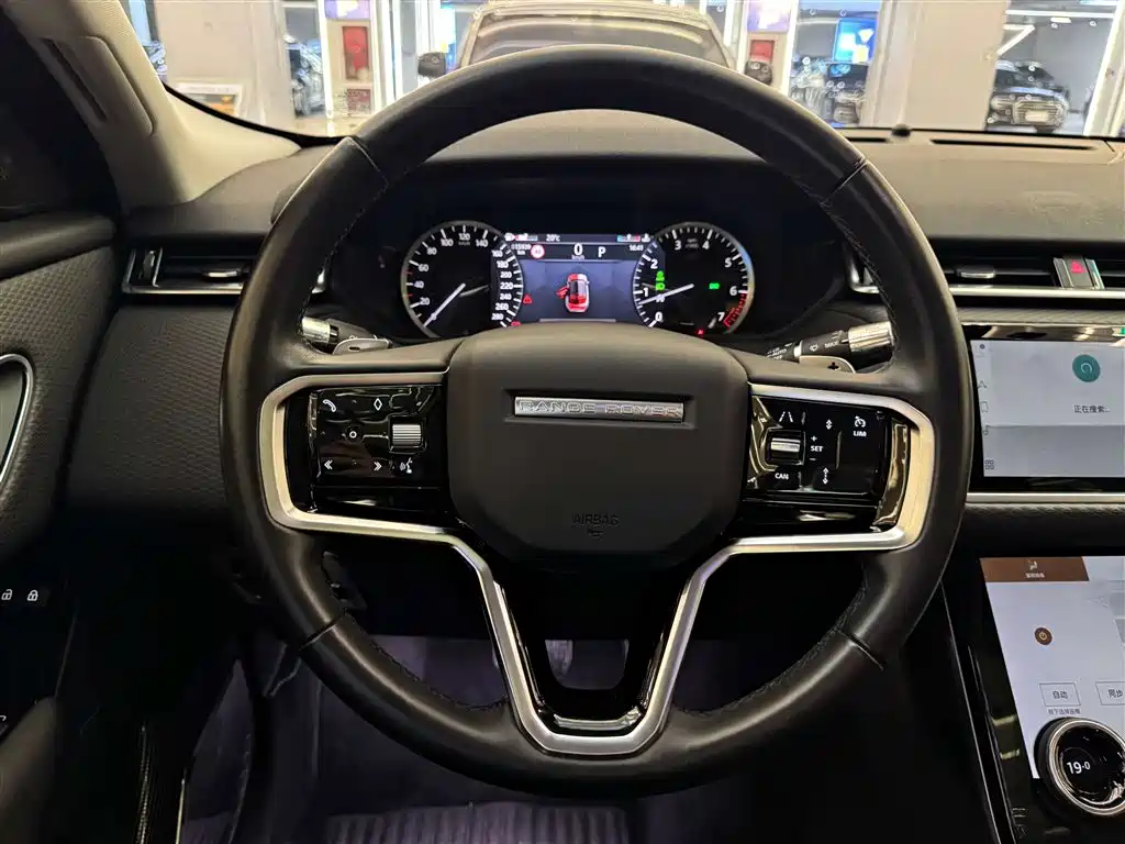 Land Rover Range Rover Velar 2021 P250 фото 17