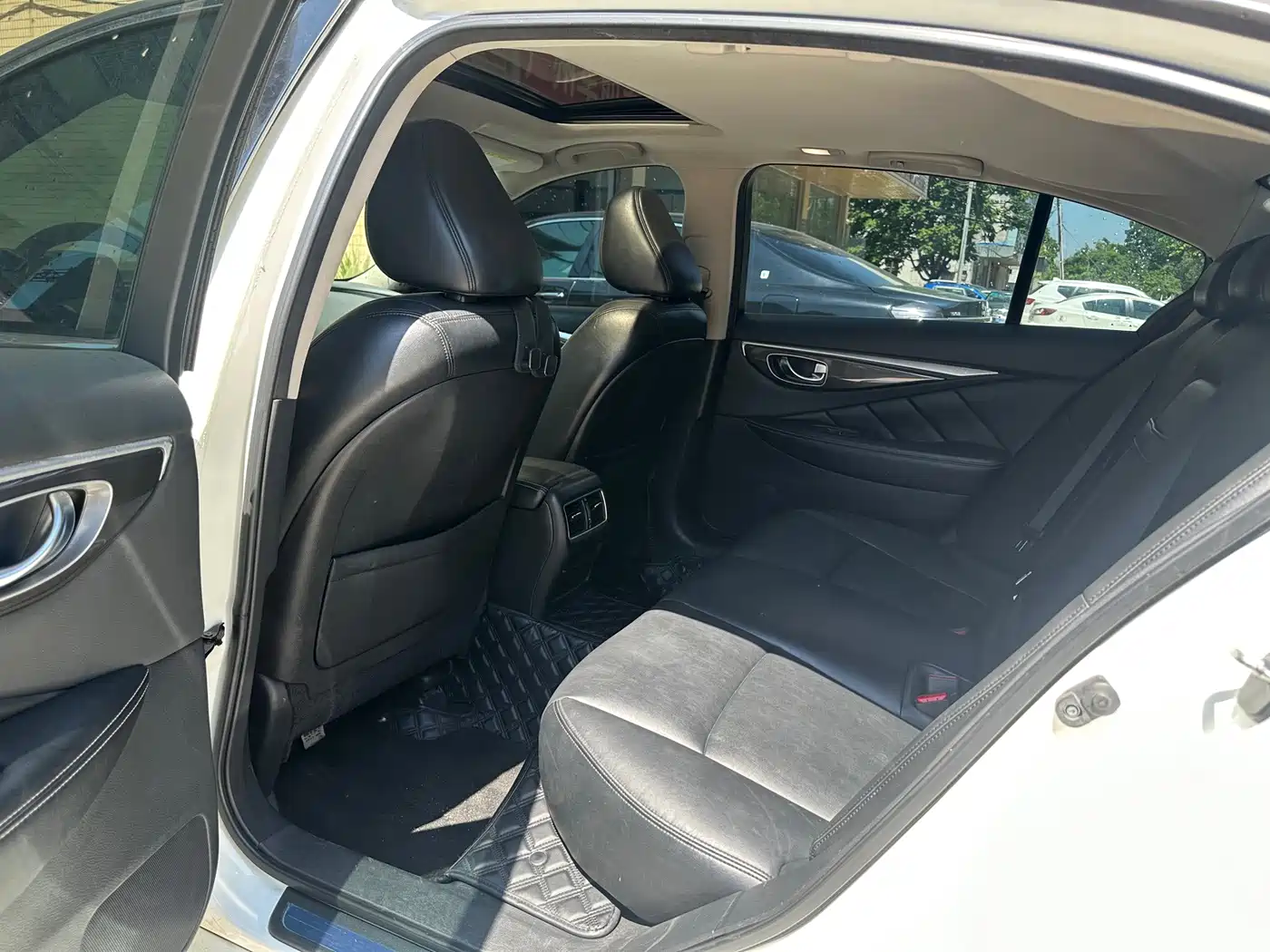 Infiniti Q50L 2017 2016 Model 2.0T Comfort Edition