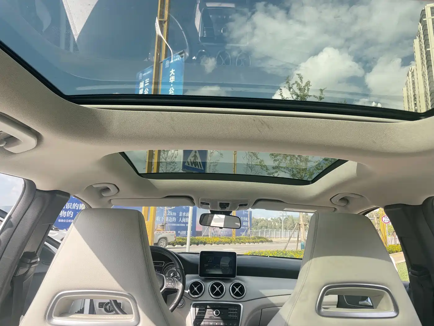 Mercedes-Benz GLA 2016 GLA 220 4MATIC Fashion фото 15