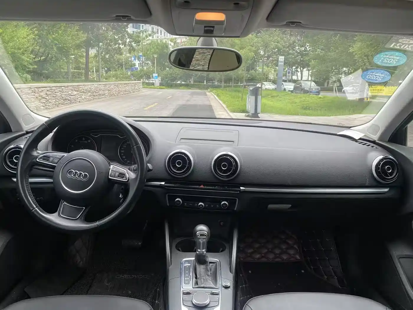 Audi A3 (Import) 2014 2014 Sportback 40 TFSI S line Comfort
