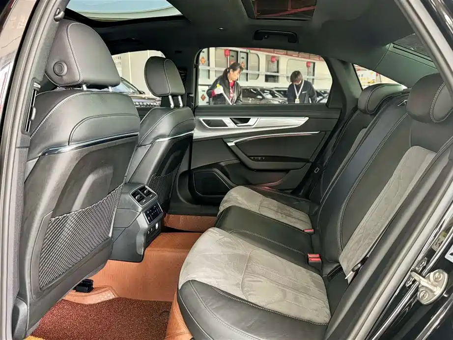 Audi A6L 2023 Facelift 45 TFSI Premium Dynamic фото 19