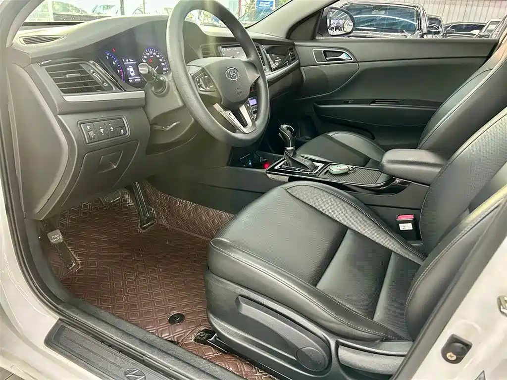 HYUNDAI NAME PICTURE