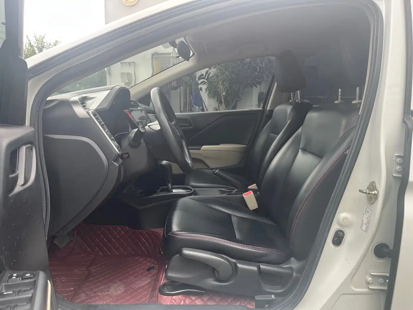 Photo 9 - Honda City