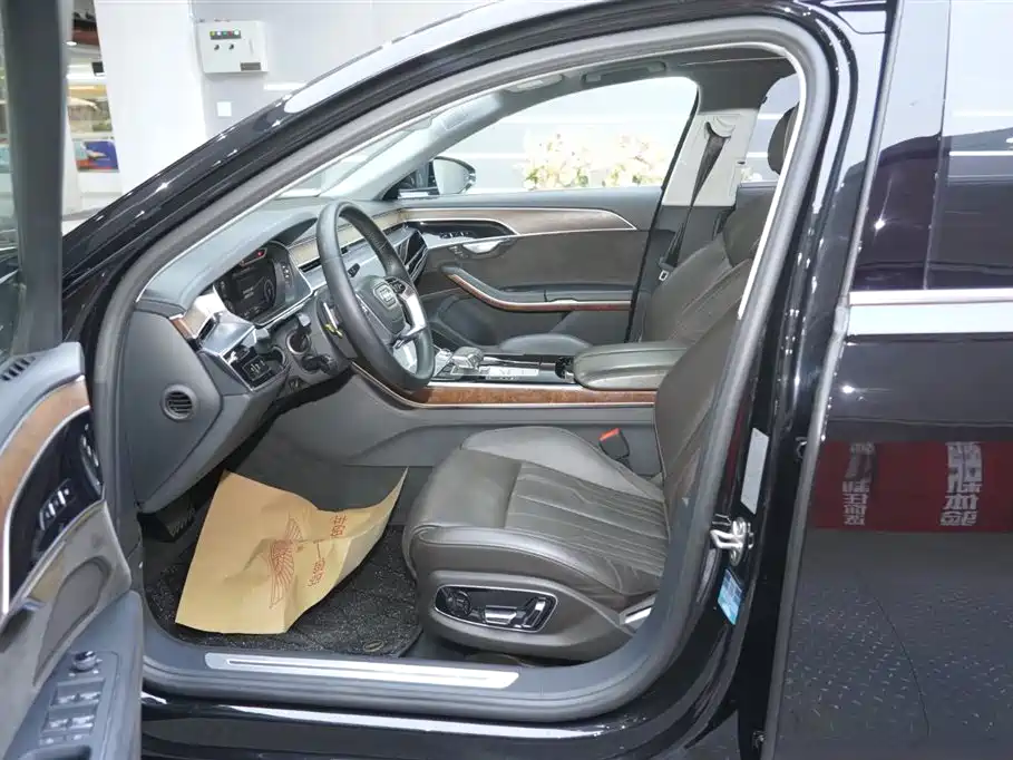Audi A8 2019 Facelift Plus A8L 50 TFSI quattro Luxury фото 19