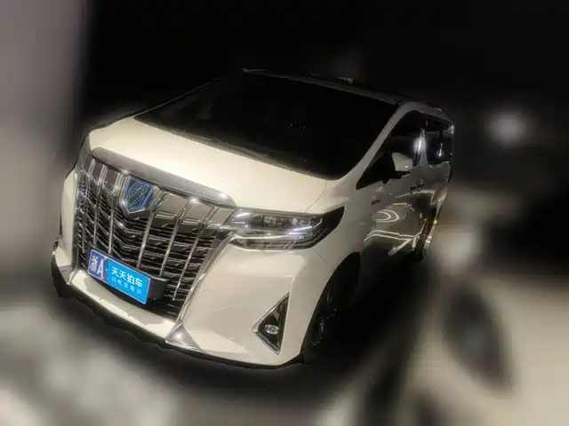 Toyota Alphard 2021 Hybrid 2.5L Luxury — фото 1