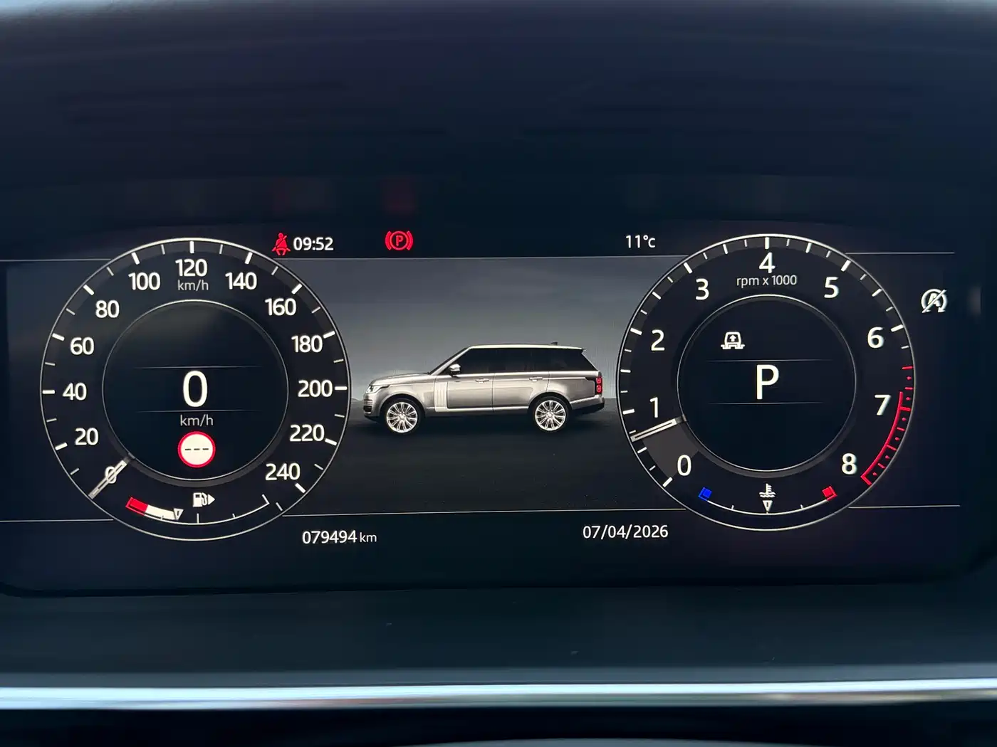 Land Rover Range Rover 2020 3.0 L6 Heritage Edition фото 14