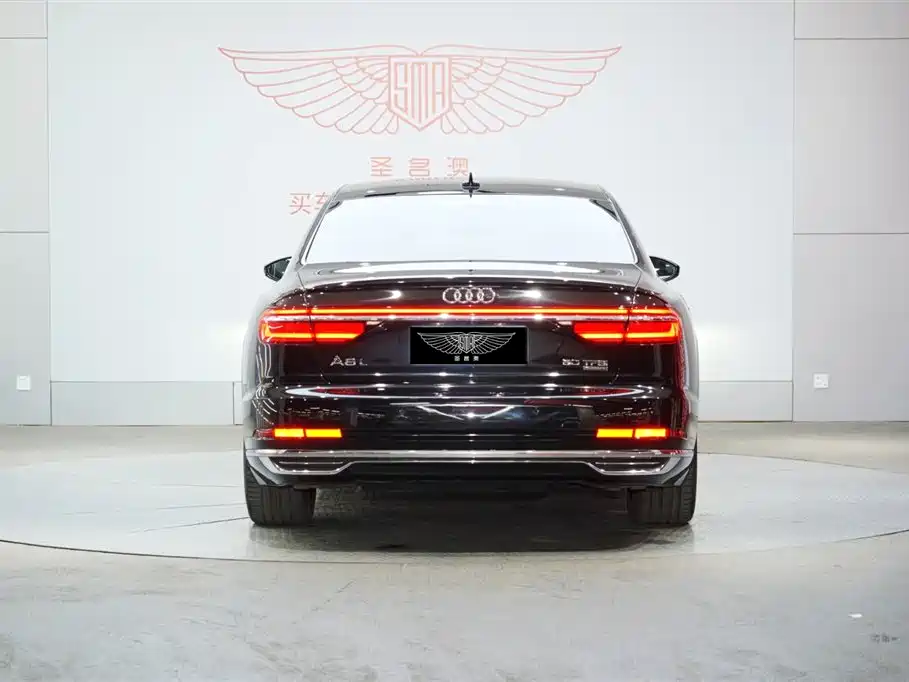 Audi A8 2019 Facelift Plus A8L 50 TFSI quattro Luxury фото 6