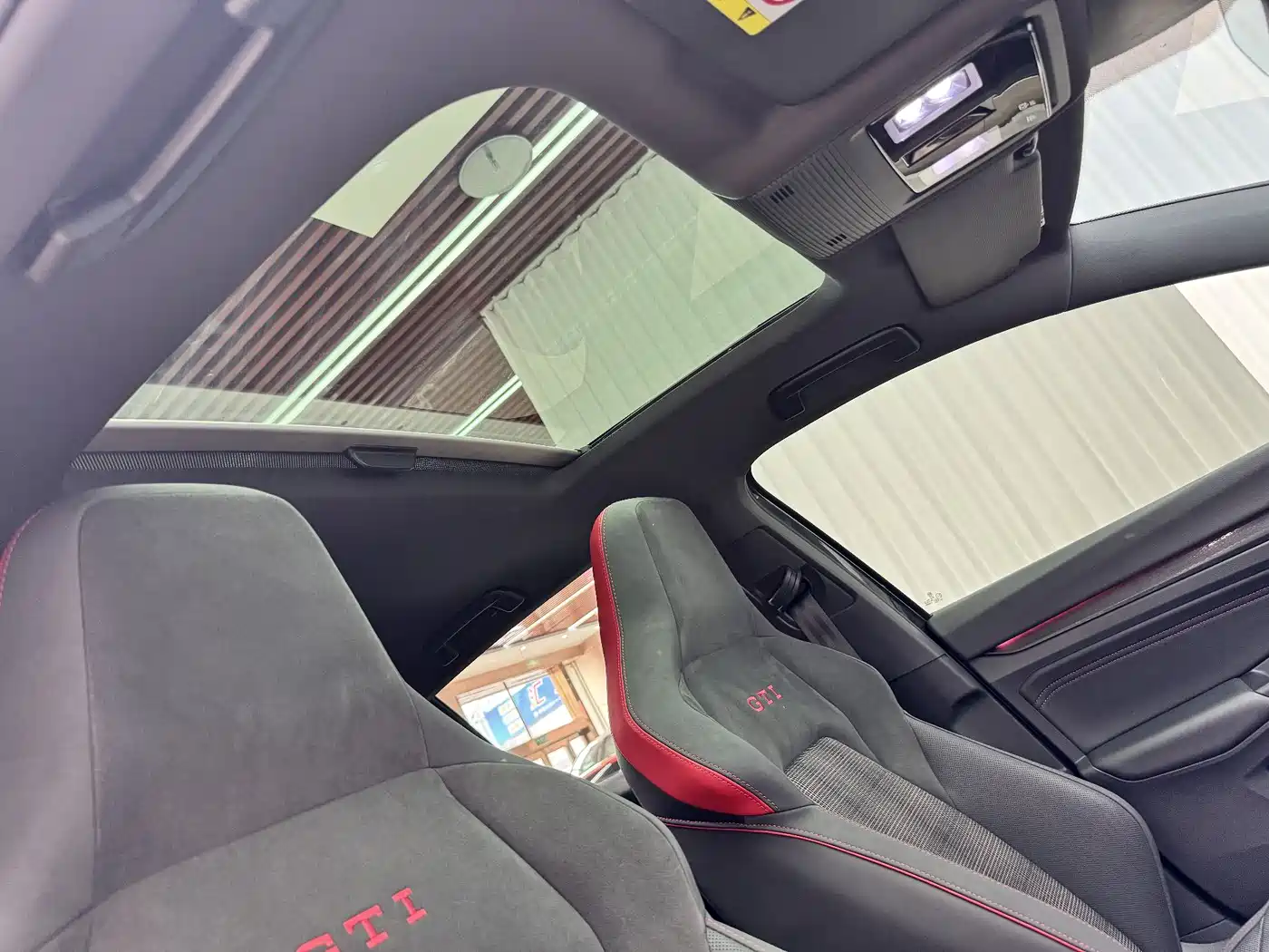 Volkswagen Golf GTI 2023 380TSI DSG GTI фото 19