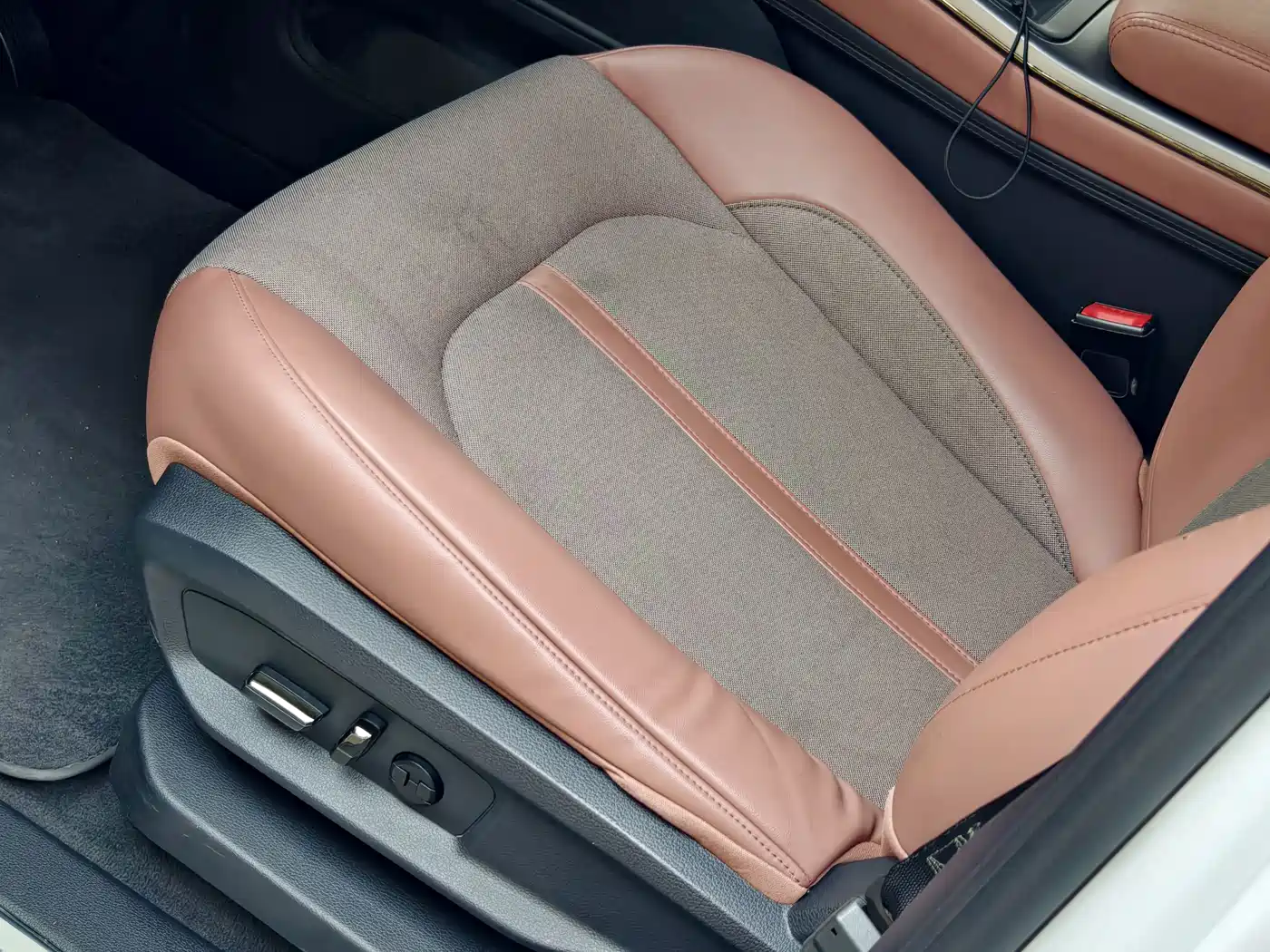 Фото 7 - NIO EC6
