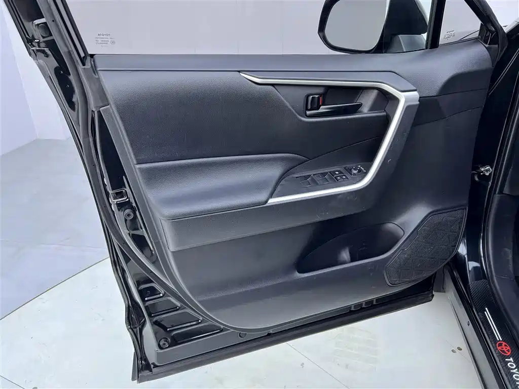 TOYOTA WILANDA