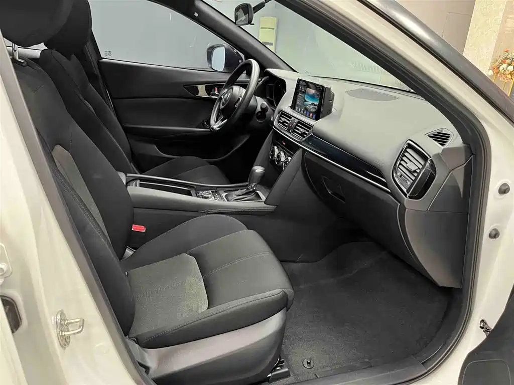 Mazda CX-4 2023 2021 2.0L Auto FWD Skyactiv Vitality Edition