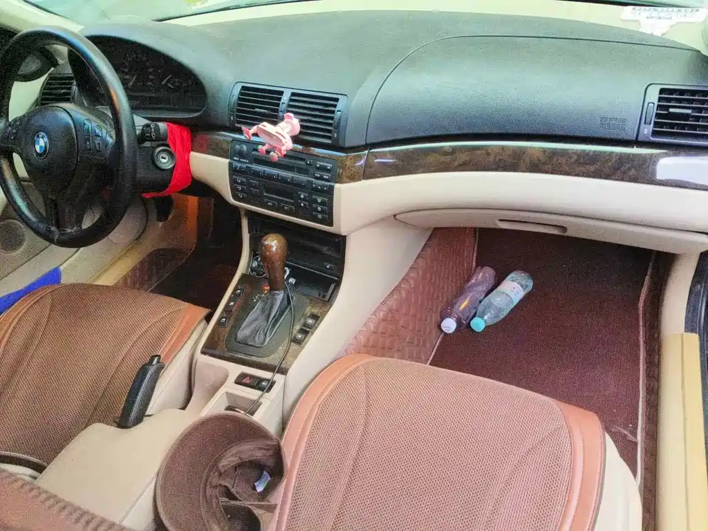BMW 3 Series 2005 2004 325i