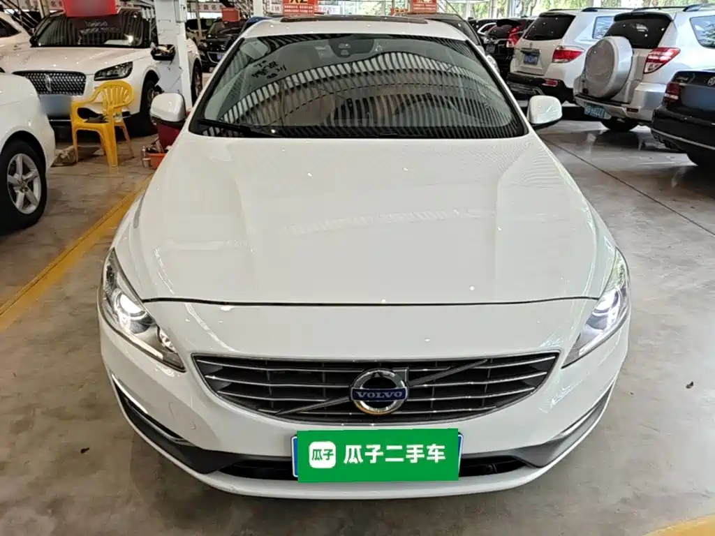 Photo 3 - Volvo S60