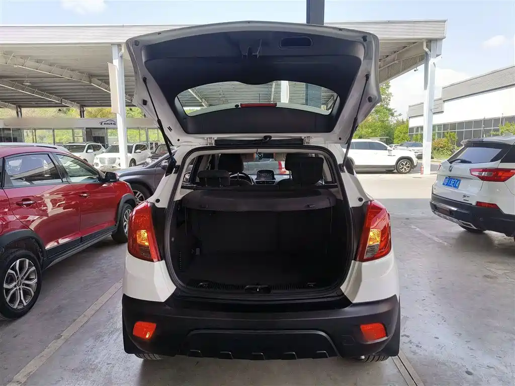 Buick Encore 2015 1.4T Automatic 2WD Urban Elite фото 19
