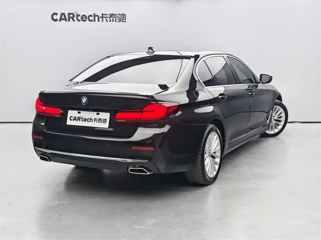 BMW 5 Series 2021 525Li Luxury Package фото 3
