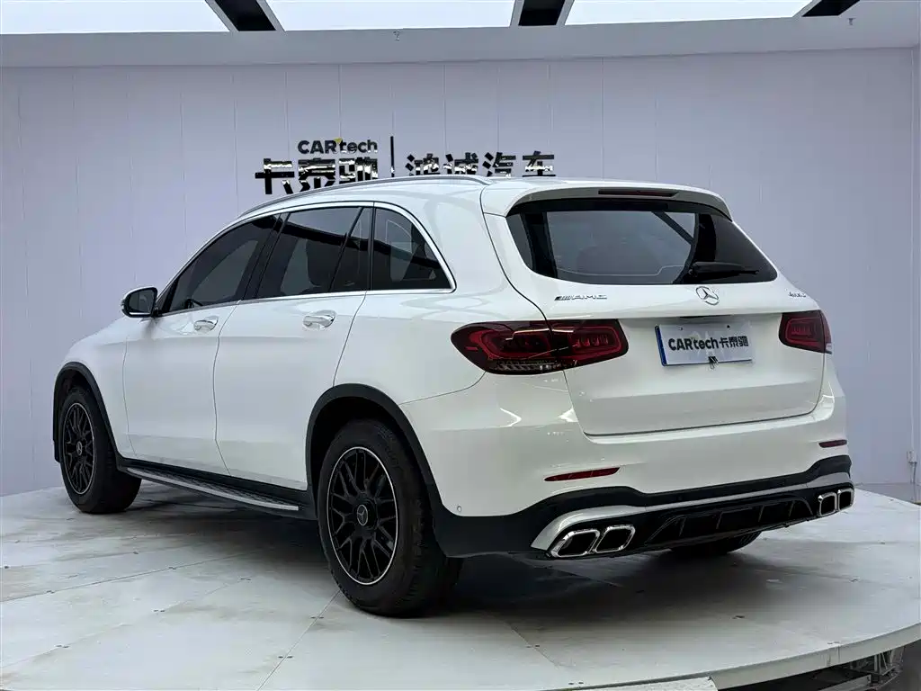 MERCEDES-BENZ GLC