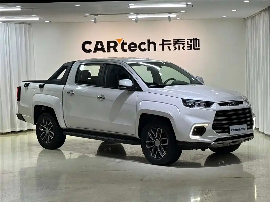 Jiangling Yuhu 9 2022 2022 2.0T Automatic Gasoline 4WD Comfort