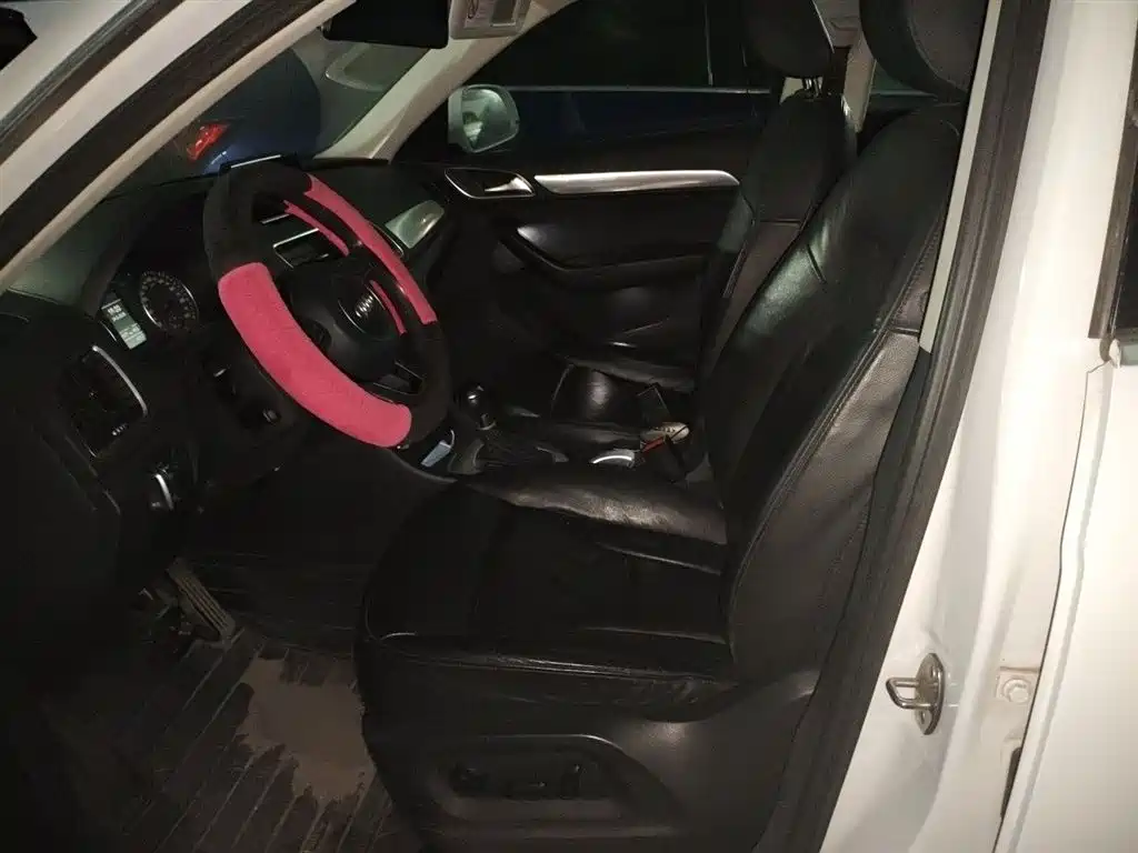 Audi Q3 2013 35 TFSI Comfort фото 8