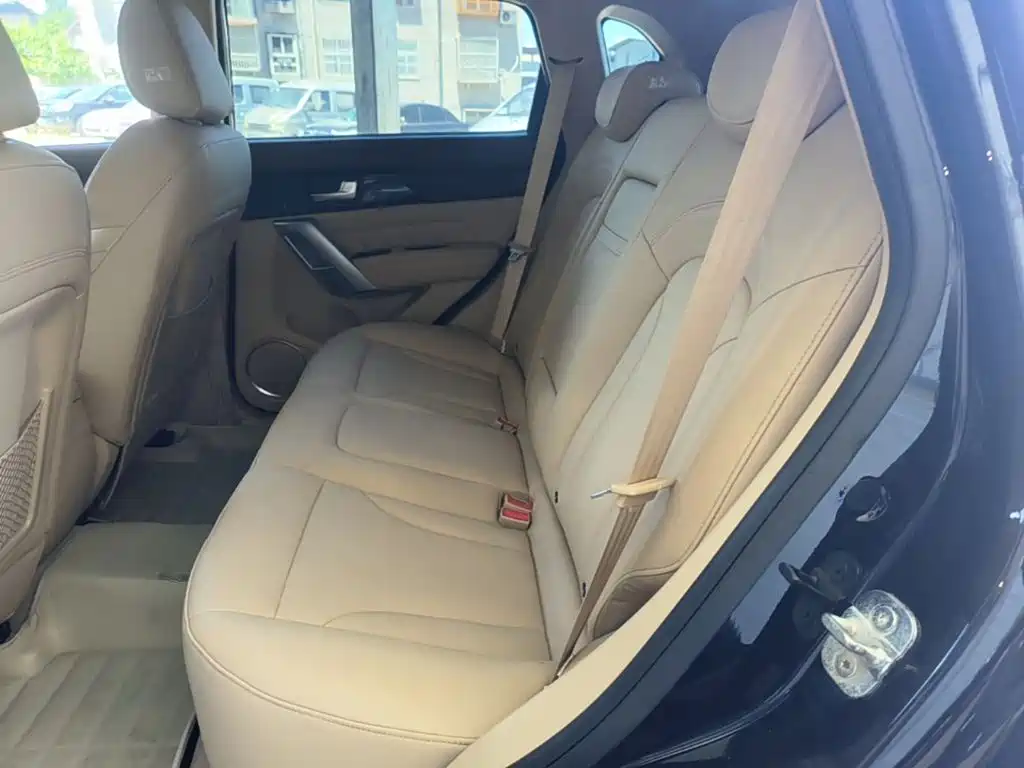 Haval H2 2015 2014 1.5T Manual 2WD Elite Edition