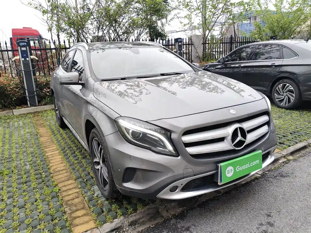 Mercedes-Benz GLA 2016 GLA 200 Fashion фото 22