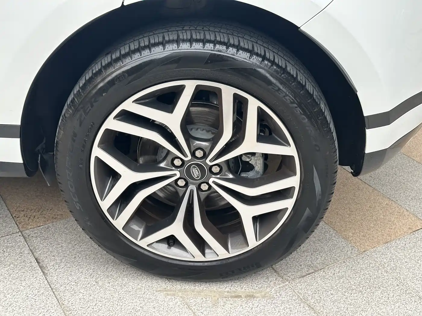 LAND ROVER RANGE ROVER AURORA NEW ENERGY