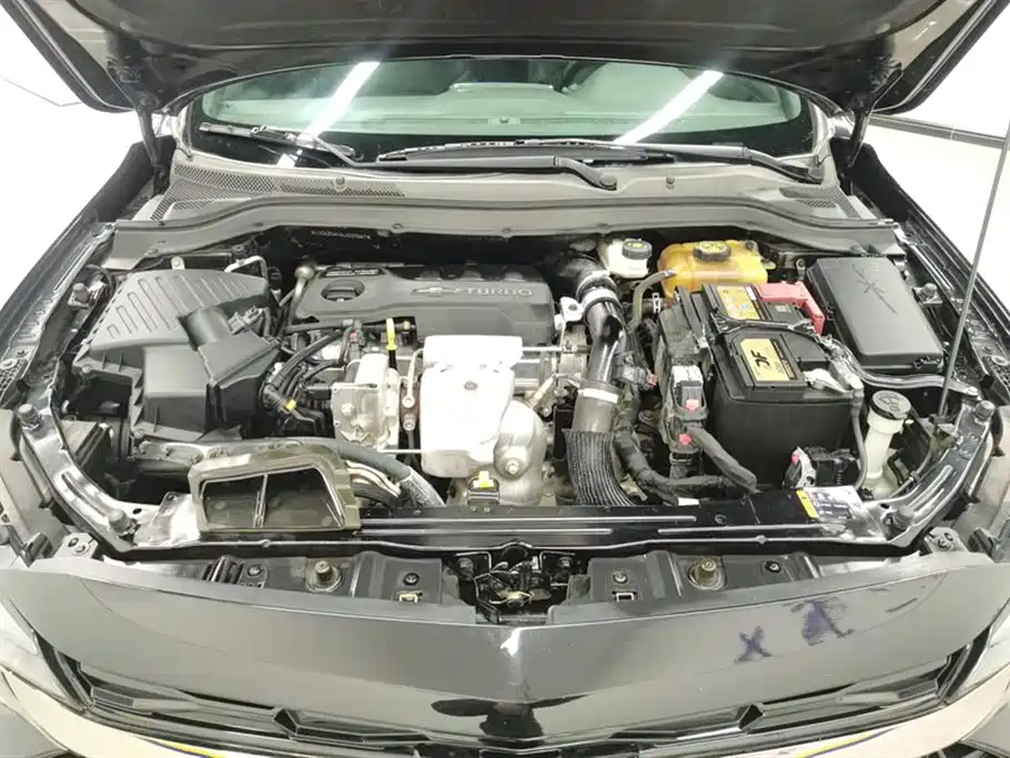 Chevrolet Monza 2019 RS 330T Auto Smooth Edition China VI фото 10