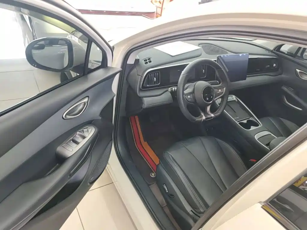 BYD Hai Shi 05 EV 2025 2025 520KM Smart Navigation Edition