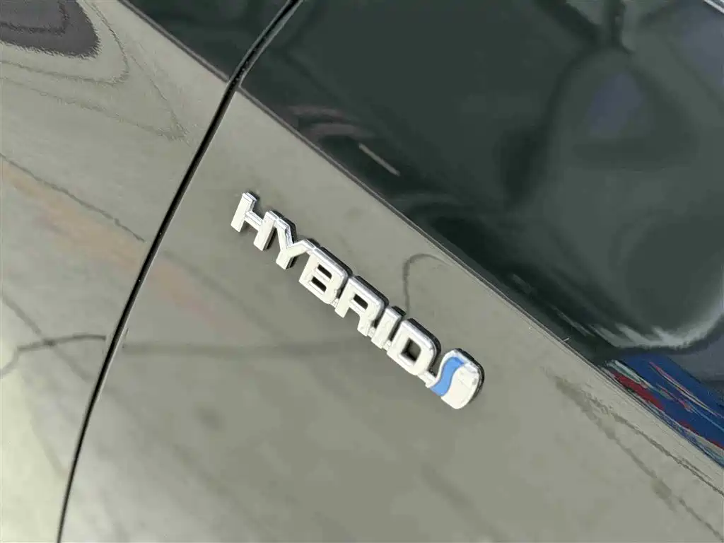 Toyota Avalon 2022 Hybrid 2.5L Luxury Edition фото 19