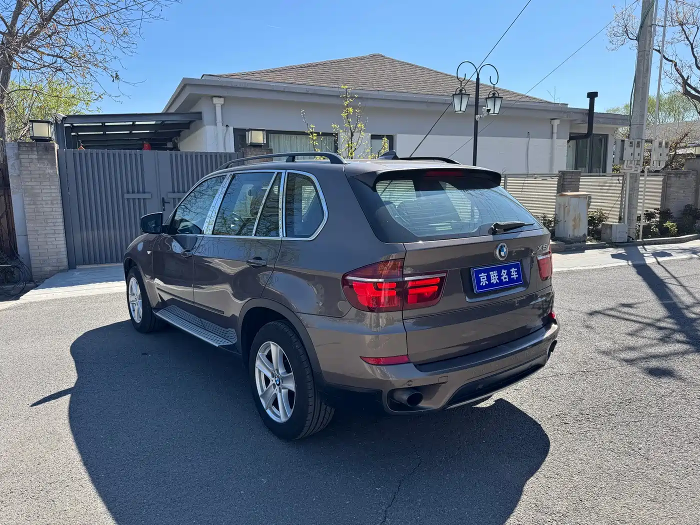 BMW X5 (Import) 2011 xDrive35i Leading Edition фото 8