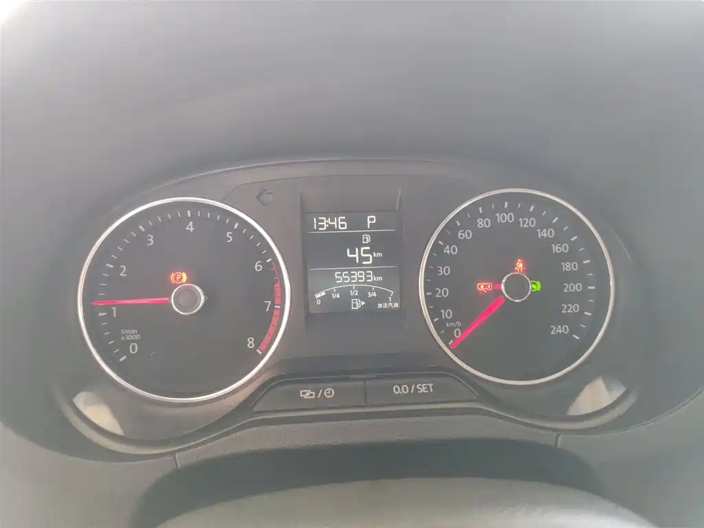 Volkswagen Polo 2018 1.5L Auto Comfort фото 12